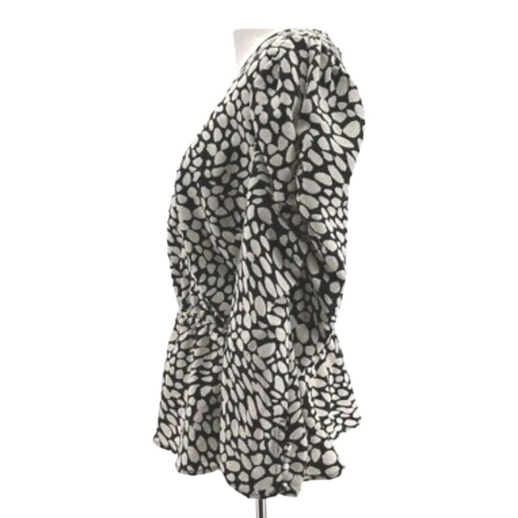 Who What Wear Giraffe Faux-Wrap Blouse M - Picture 6 of 8